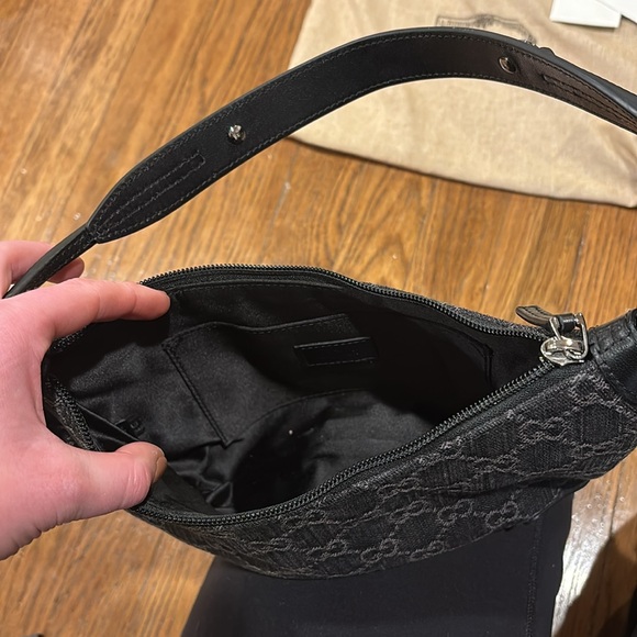 GUCCI: SMALL HORSEBIT SHOULDER BAG IN BLACK DENIM - Picture 8 of 10